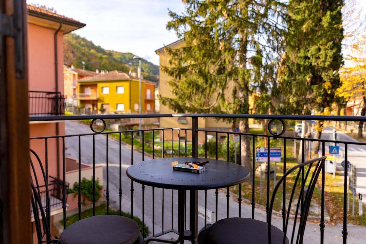 River House Mercatello sul Metauro Buitenkant foto